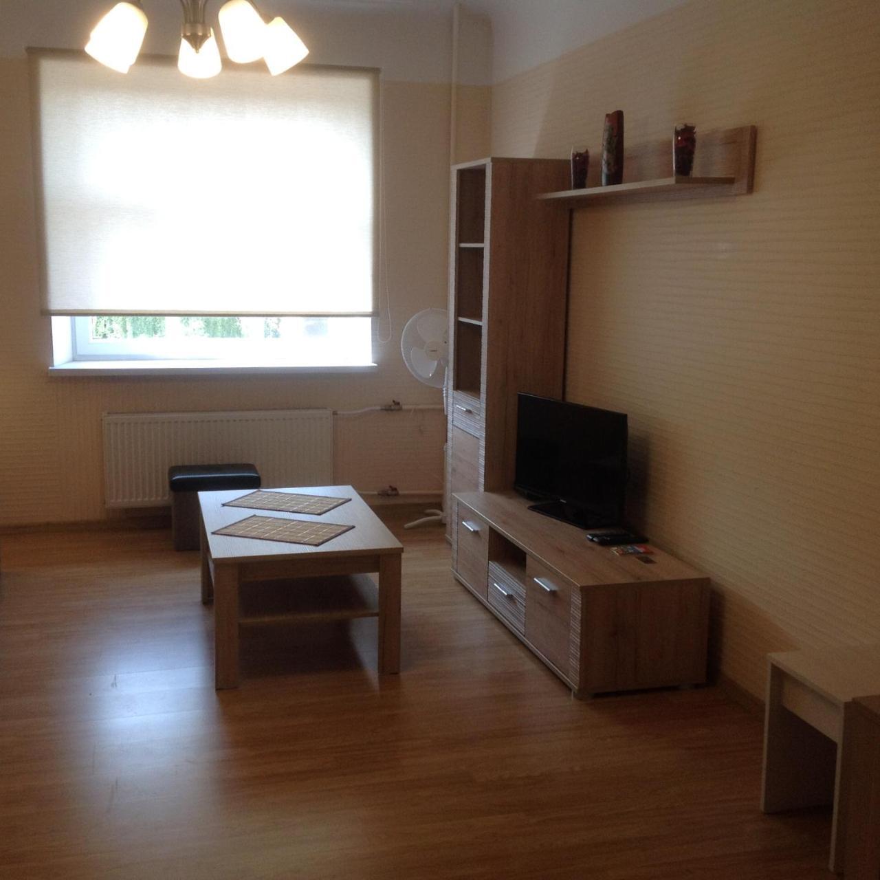 Knights Court Hotel Рига Екстериор снимка